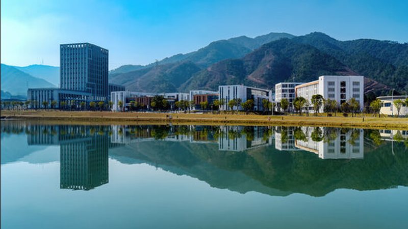 电子设计量产厂家：如何评估与选择